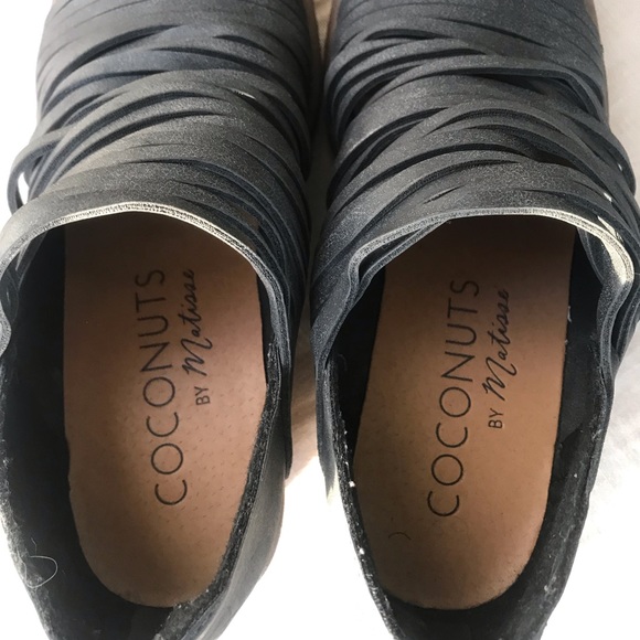 Coconuts by Matisse Powell Booties - Picture 5 of 7